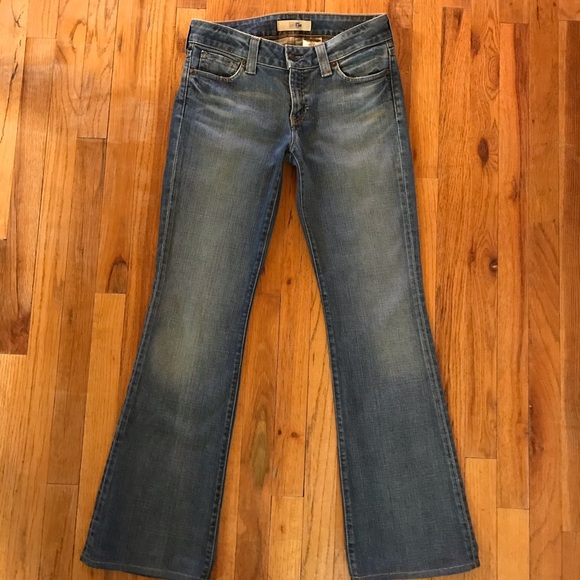 GAP Curvy Flare Stretch Sz 4 - Picture 3 of 10